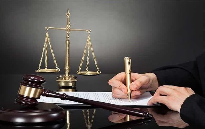 کتاب به جای میله‌های زندان؛ ابتکار قضایی در شهرستان کنگان